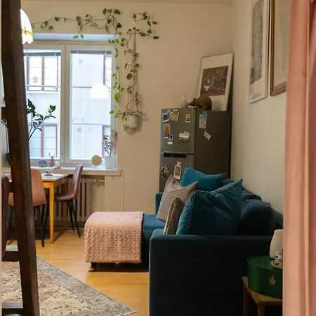Cozy In Trendy District Apartamento *